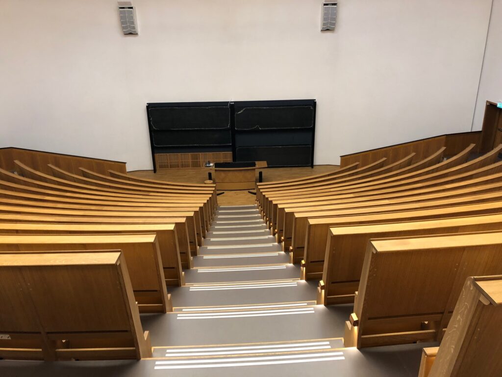 Aula Magna KTH repus tiered-seating diffuser
